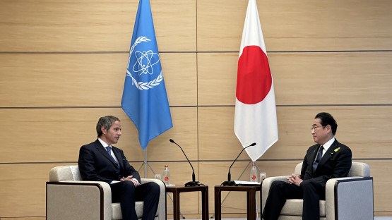 El Director General del OIEA, Sr. Grossi, presenta en el Japón un informe exhaustivo sobre la descarga del agua tratada de Fukushima